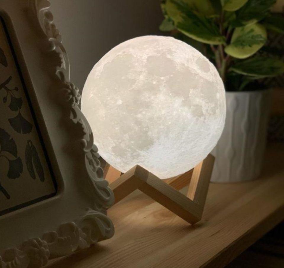 Lampara de luna 3D